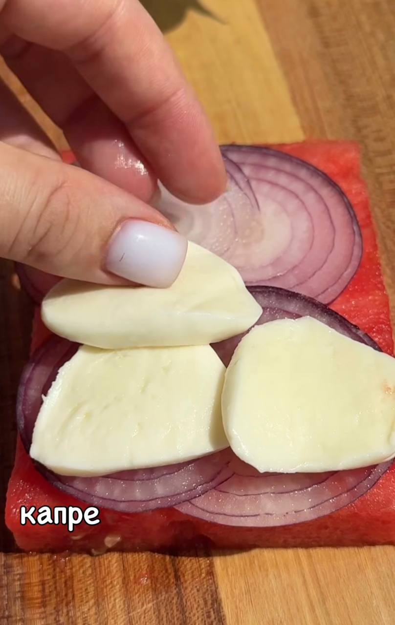 Літній хіт: рецепт освіжаючого кавунового сендвіча, який здивує смаком