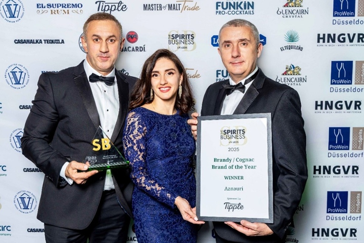 Коньяк AZNAURI №1 "Brand of the Year" - согласно премии Spirits Business Awards в Лондоне
