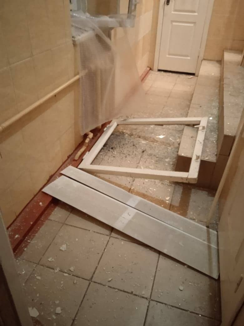 Очередная провокация от боевиков: в сети показали траекторию обстрела школы в Донецке