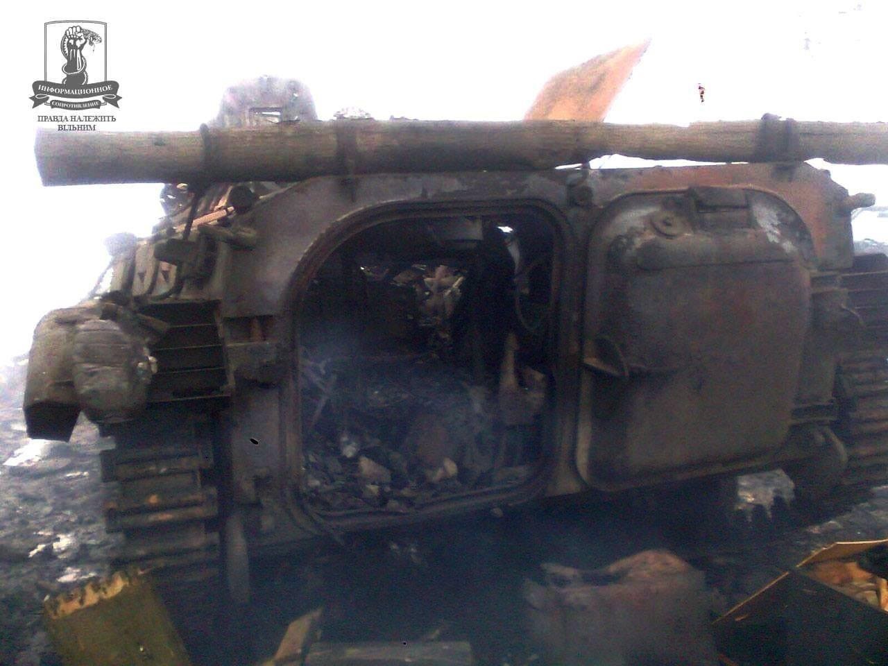 Появились первые фото и видео уничтоженной военной техники РФ
