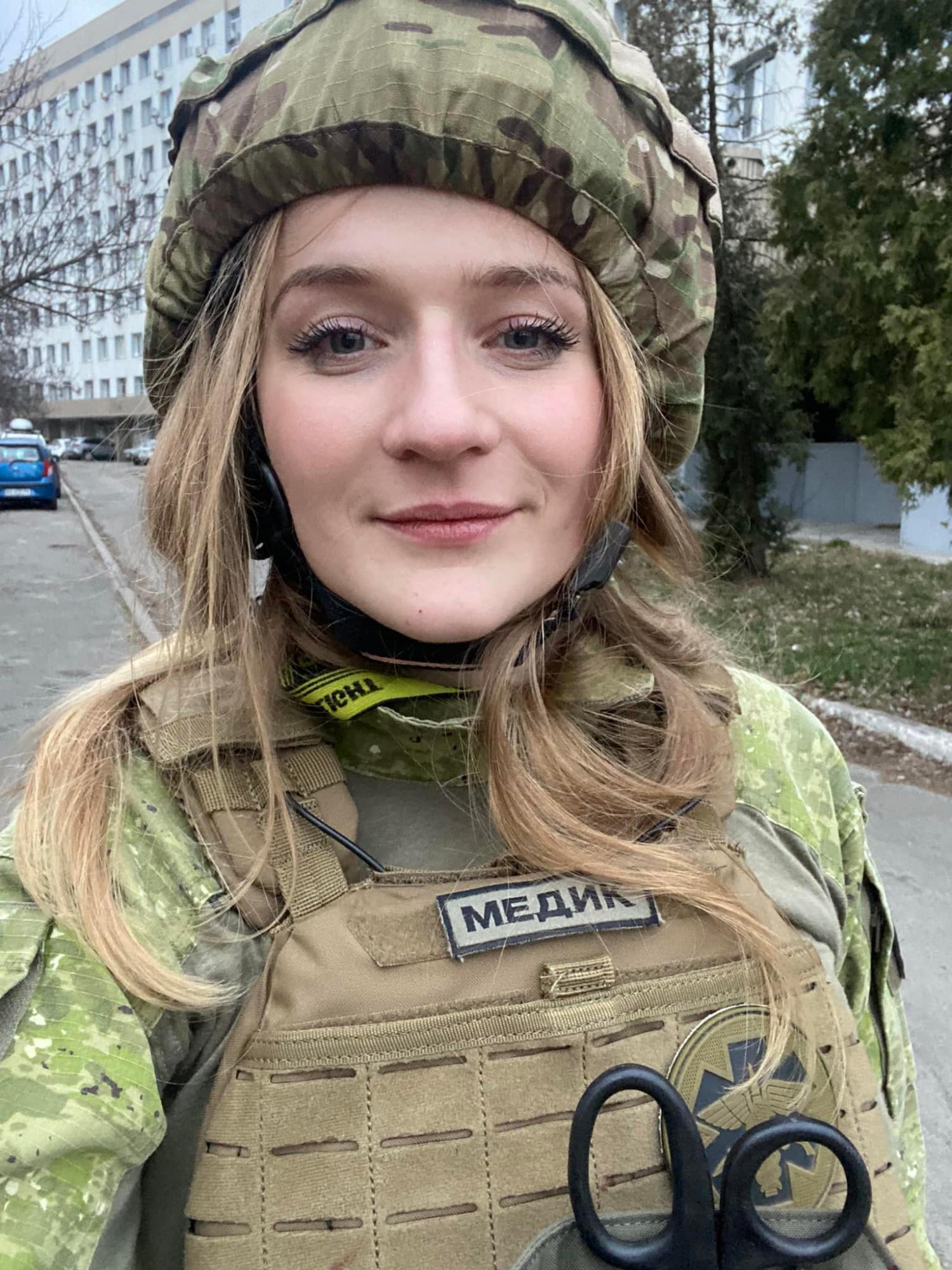 Посмотрите на эти фото сильных украинок, которые помогают, защищают и оберегают нашу страну