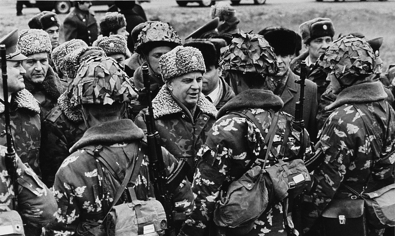 "Маємо те, що маємо": найвлучніші цитати, архівні фото і останнє інтерв'ю Леоніда Кравчука