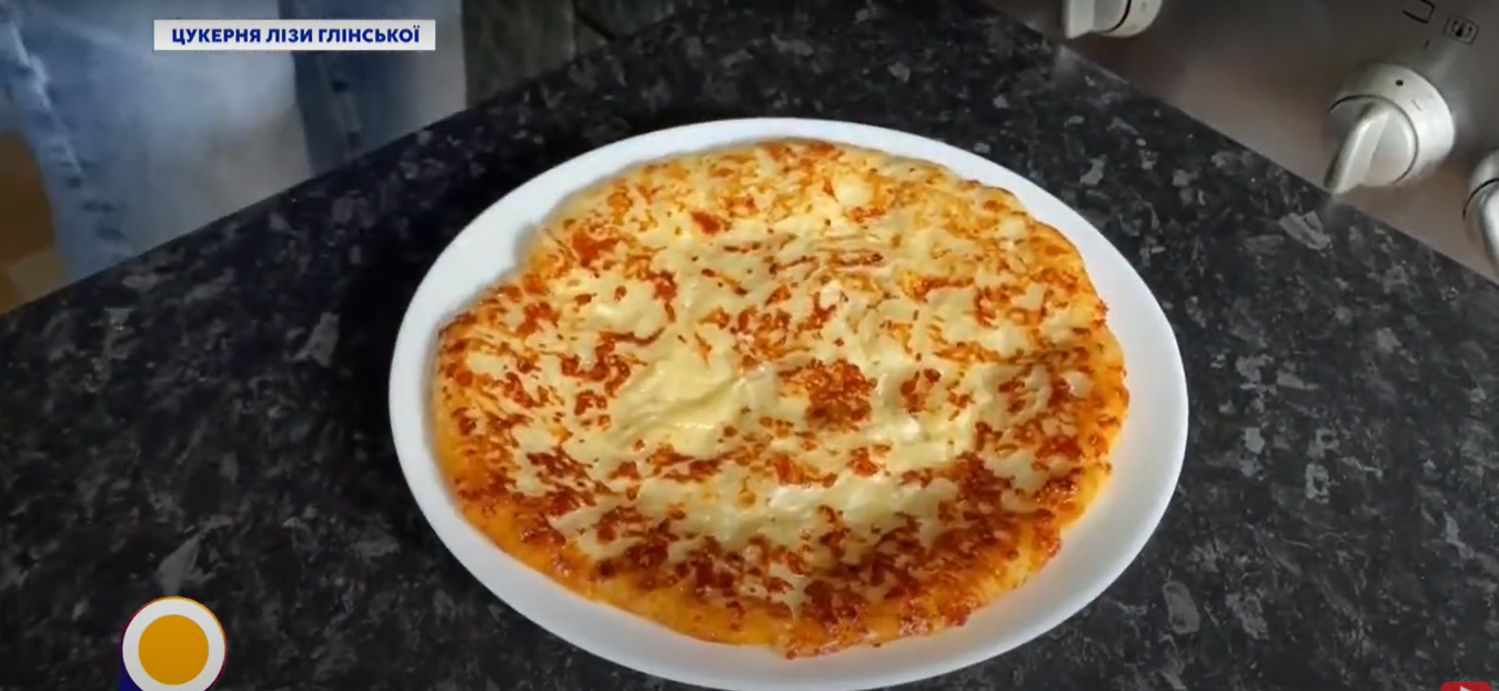 Вкусные ленивые хачапури всего за 10 минут: рецепт от известного кулинара