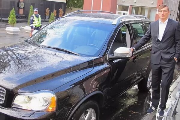 Александр Усик рассказал про любимые авто: "сам люблю ухаживать"