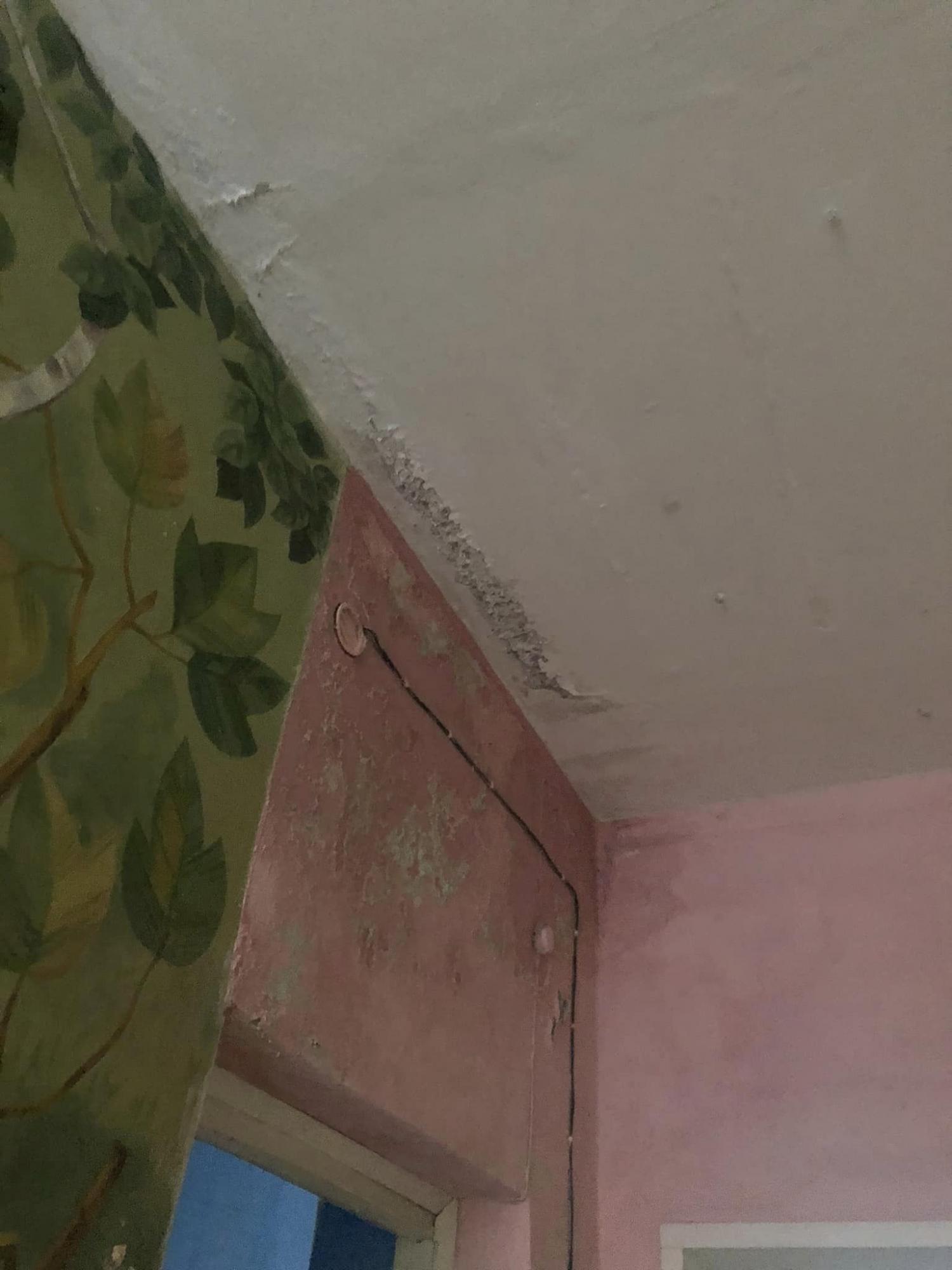 "Дітей водити страшно". На Полтавщині показали садочок за 10 мільйонів гривень (фото і відео)