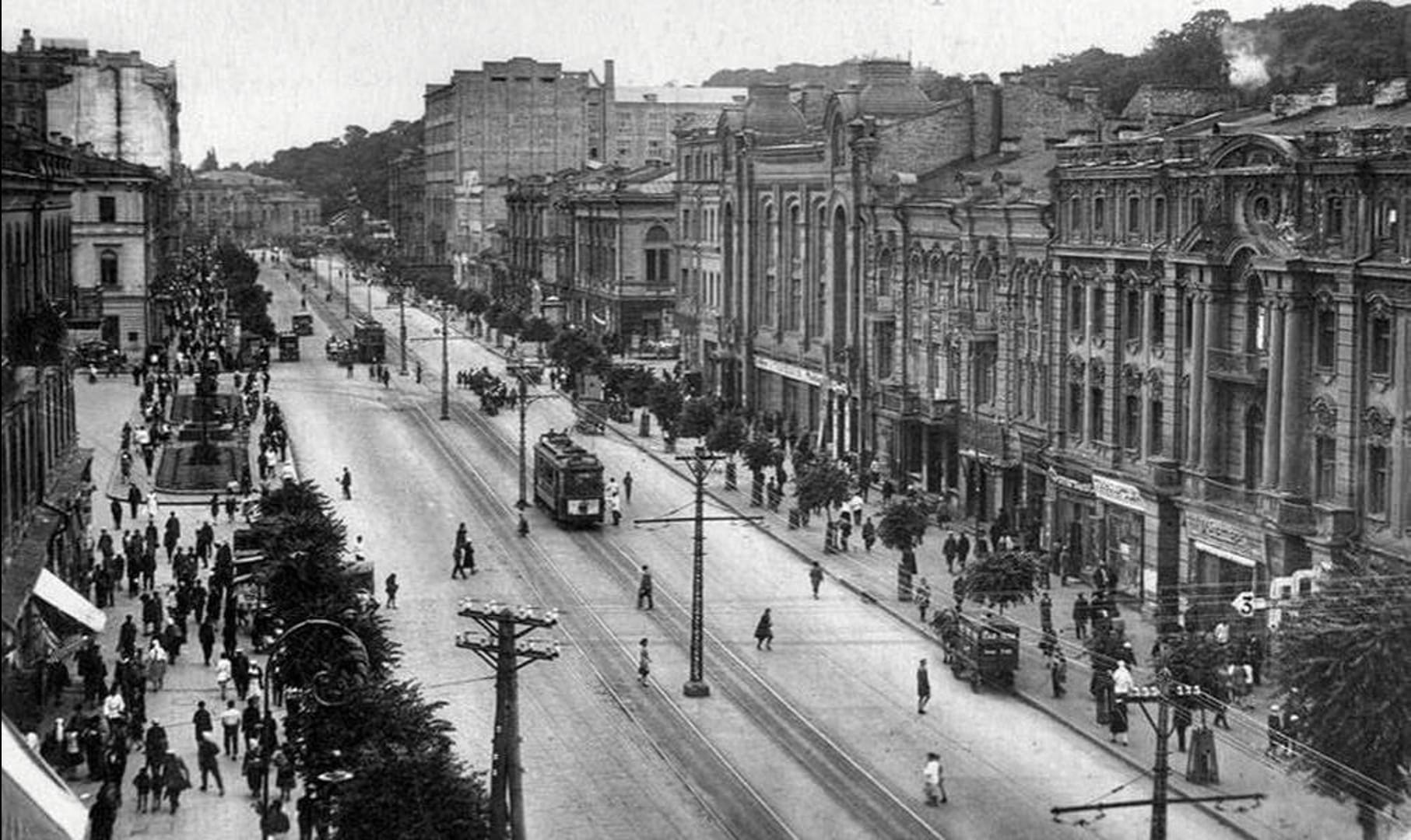 Как выглядел Крещатик, пока еще не было каштанов: малоизвестные архивные фото