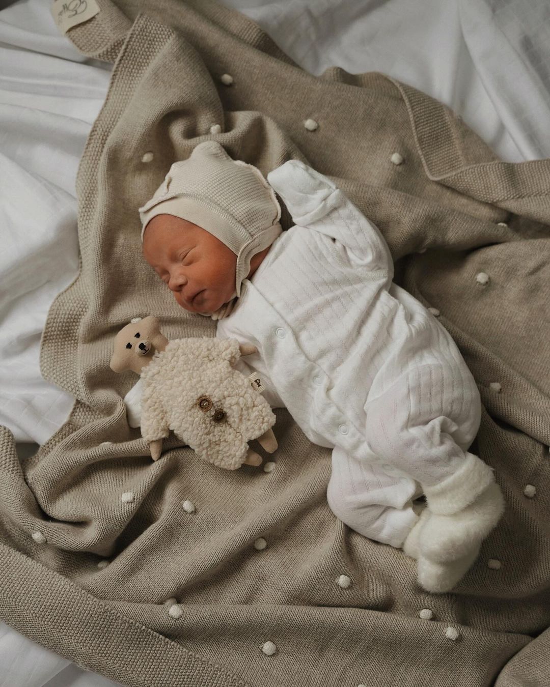 Українська блогерка-мільйонниця Саша Бо втретє стала мамою: зворушливі фото