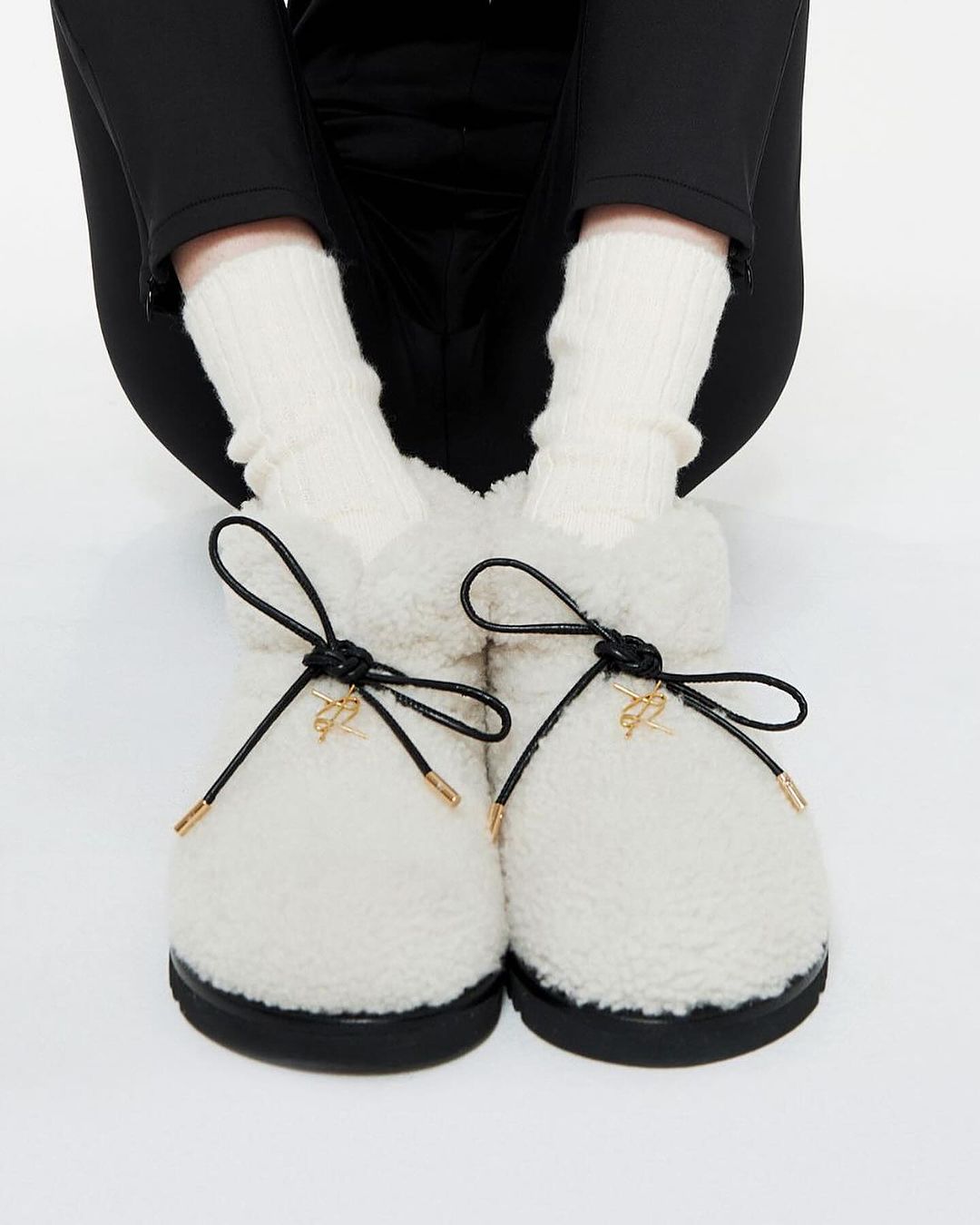 9 варіантів зручного та стильного зимового взуття: фотоприклади від стиліста