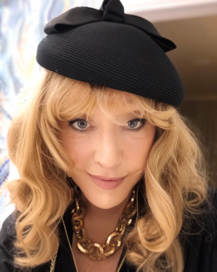 "Фінансова історія". Відомий продюсер прокоментував мовчазну позицію Ротару під час війни