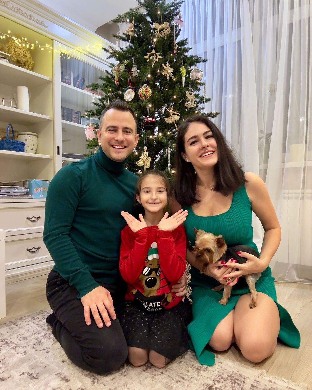 Як сьогодні виглядає Маша Собко, яка своїм співом підкорила "Фабрику зірок" і Нацвідбір на "Євробачення"