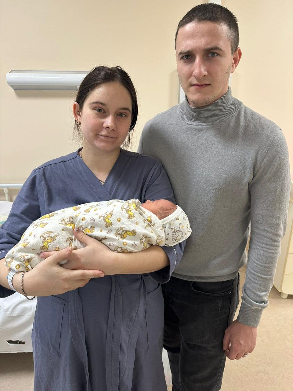 Много девочек! Сколько детей родилось в Киеве в первый день 2024 года (фото)