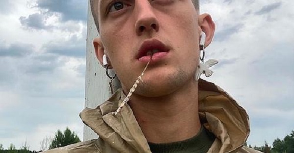 Официант из Киева пешком дошел до Запорожья, чтобы собрать миллион для ВСУ: история путешествия волонтера