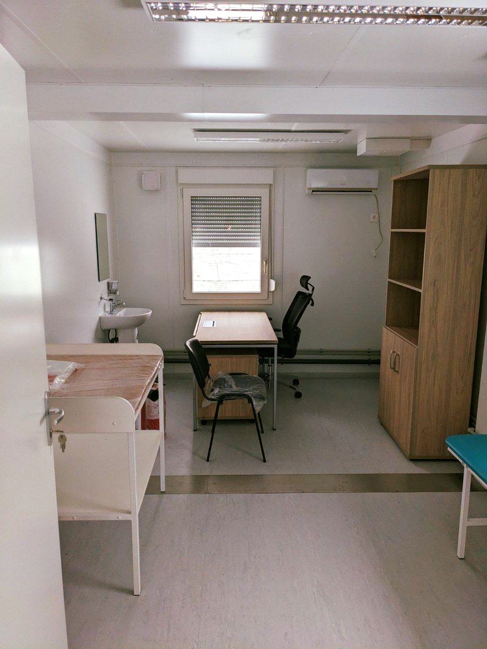 Під Харковом встановили міні-клініки: де знаходяться та для кого працюють