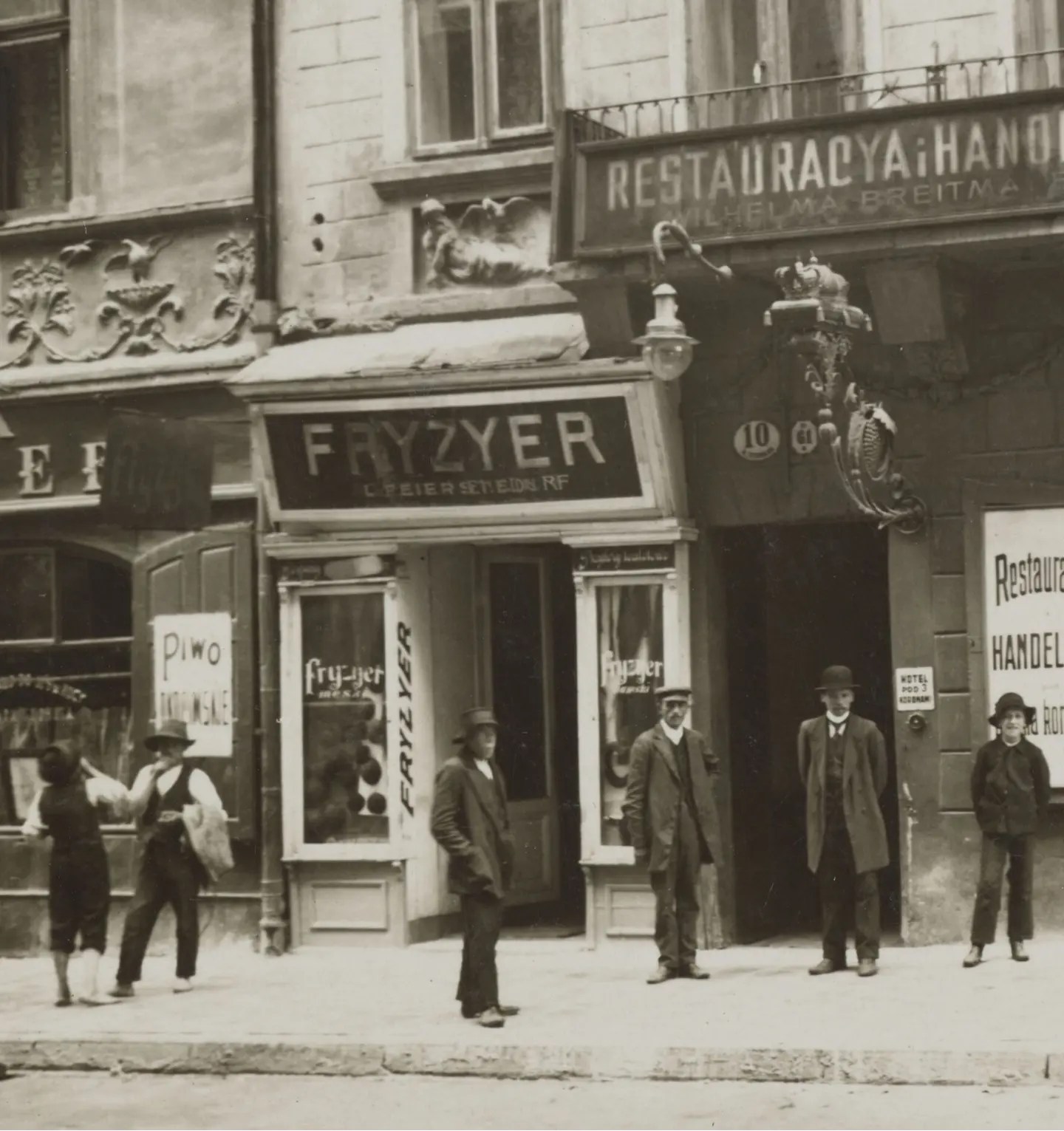 Дивіться, як виглядали львів'яни на початку ХХ століття: рідкісні ретрофото