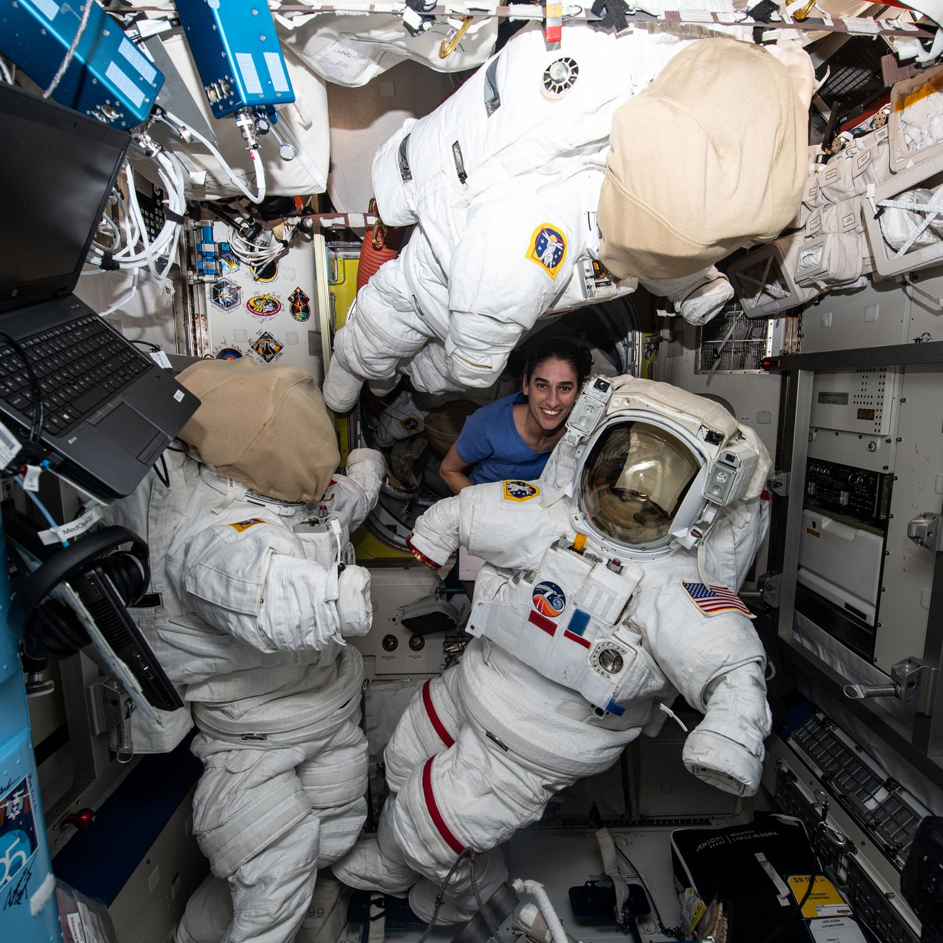 Астронавт показав, як виглядає Міжнародна космічна станція всередині: унікальні фото і відео