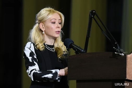 Коханка Путіна. Хто така Катерина Мізуліна і що її пов'язує з "півнями"