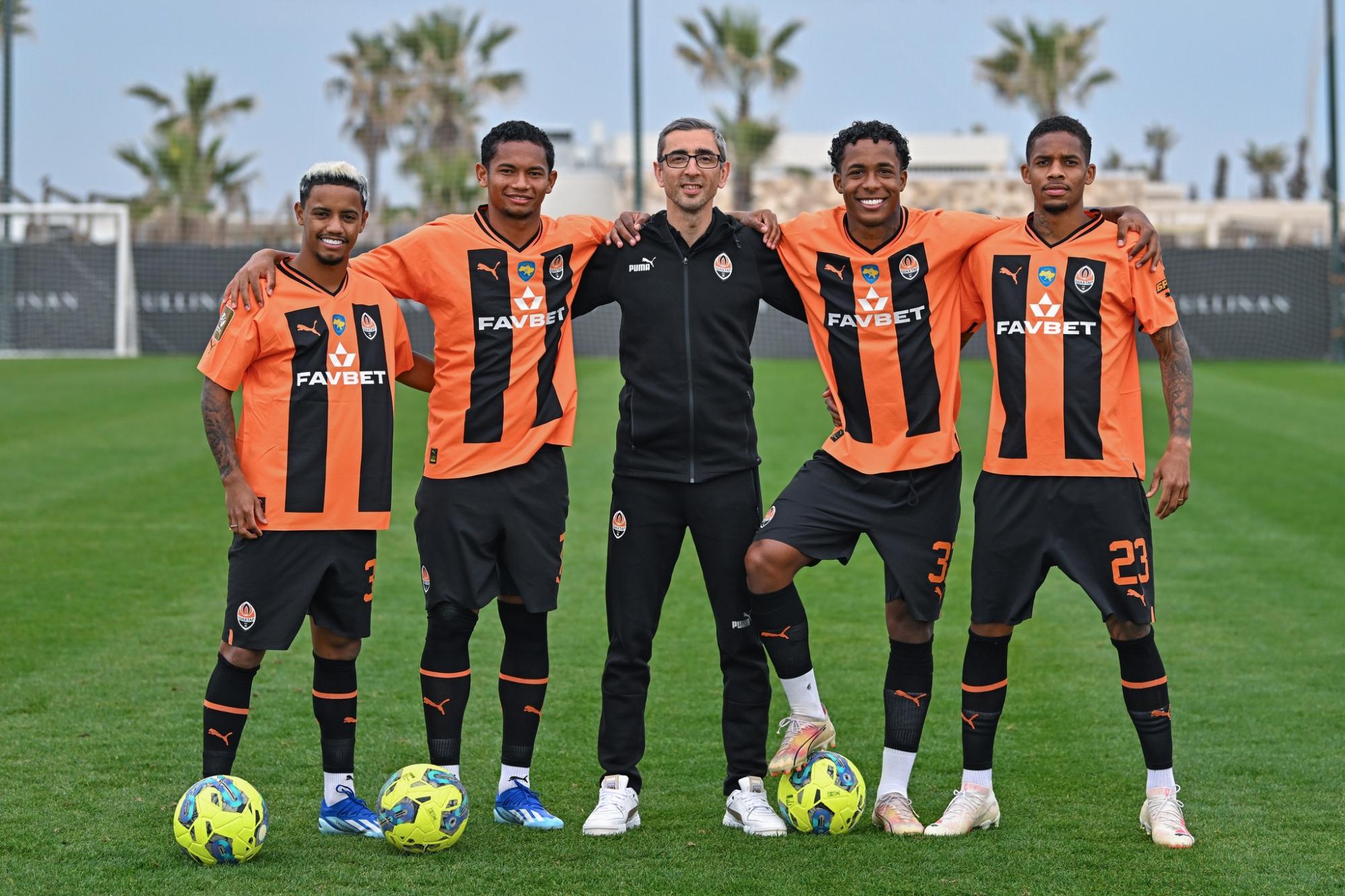 Знаний вектор "Шахтаря", штиль "Динамо" і провінціали з амбіціями: хто йде по медалі УПЛ