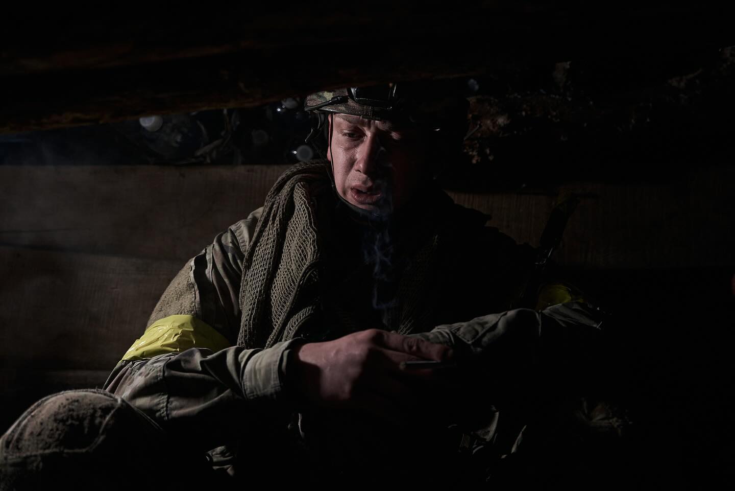 Фотографи показали, як наші воїни штурмують позиції росіян під Куп'янськом: вражаючі кадри