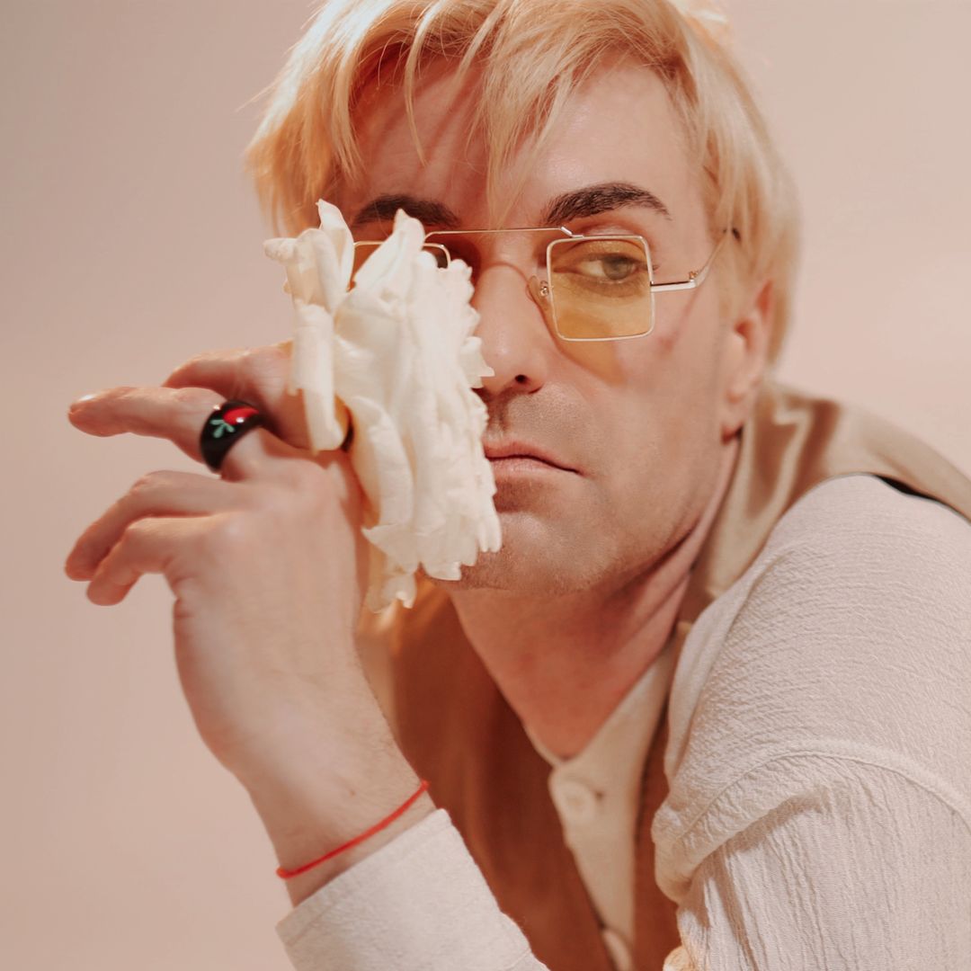 "Про Крим щось кричали": популярний співак пригадав концерти у Росії наприкінці 90-х