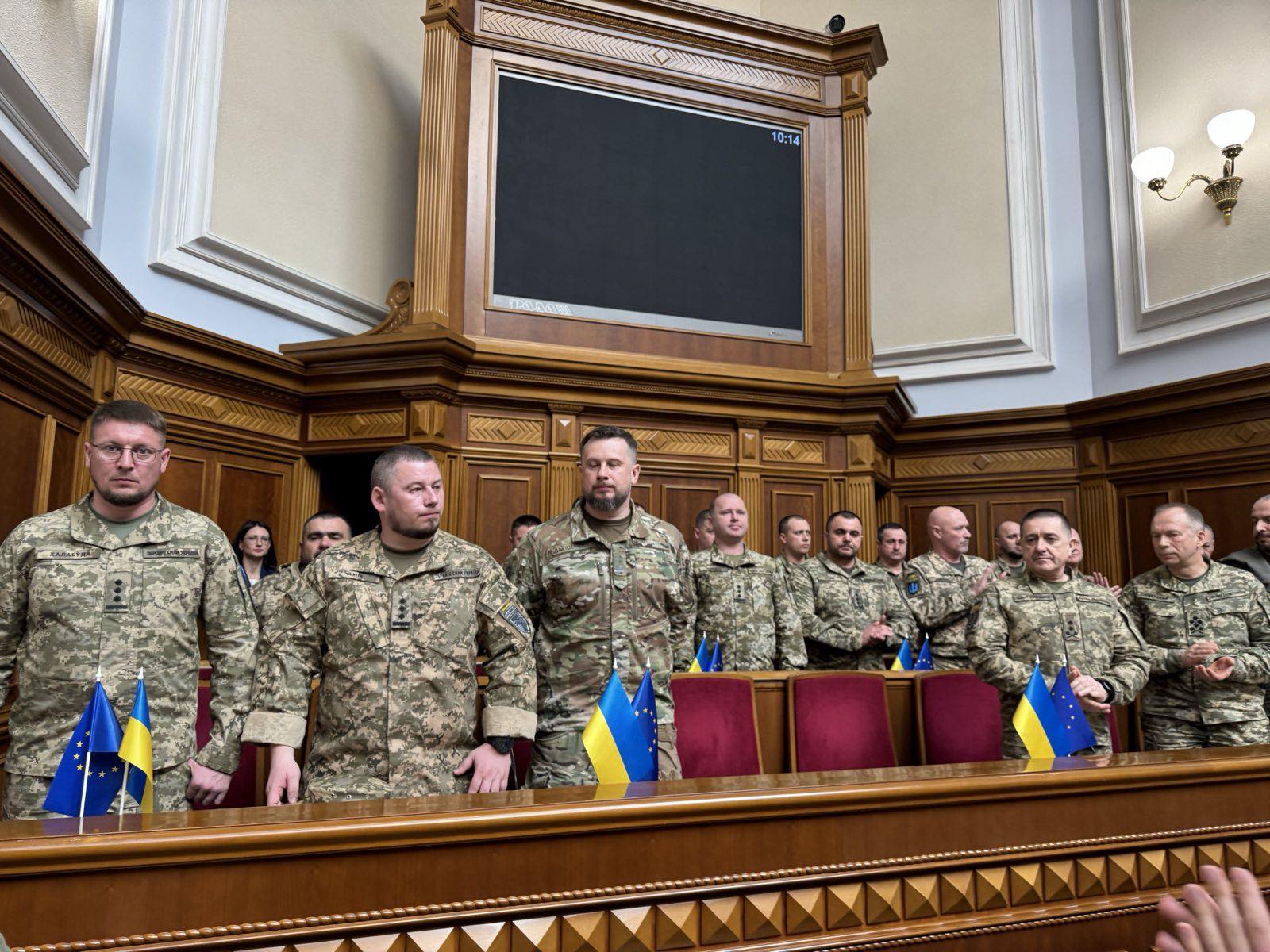 Як влада змінювала закон про мобілізацію і кого ще вирішив звільнити Зеленський