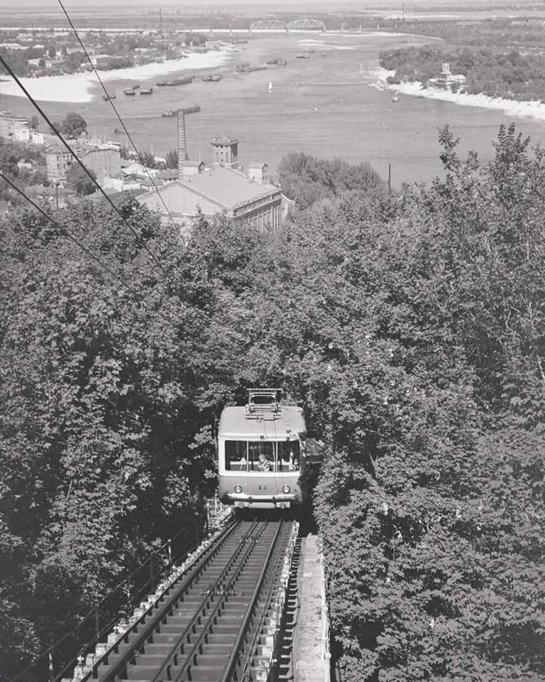 Як виглядав київський фунікулер 65 років тому. Дивіться раритетне фото
