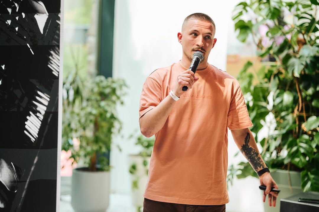 Зірка "Кварталу" вперше показала свого коханого