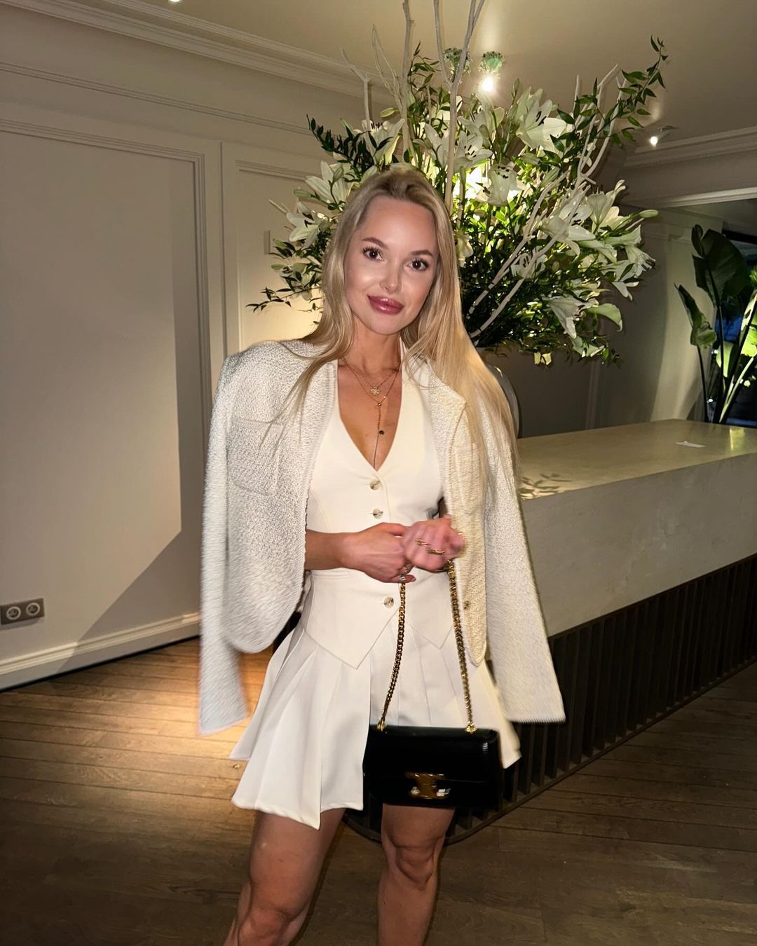 "Мы не госслужащие". Киевлянка, на свадьбе которой "засветились" Монатик и Галкин, отреагировала на скандал