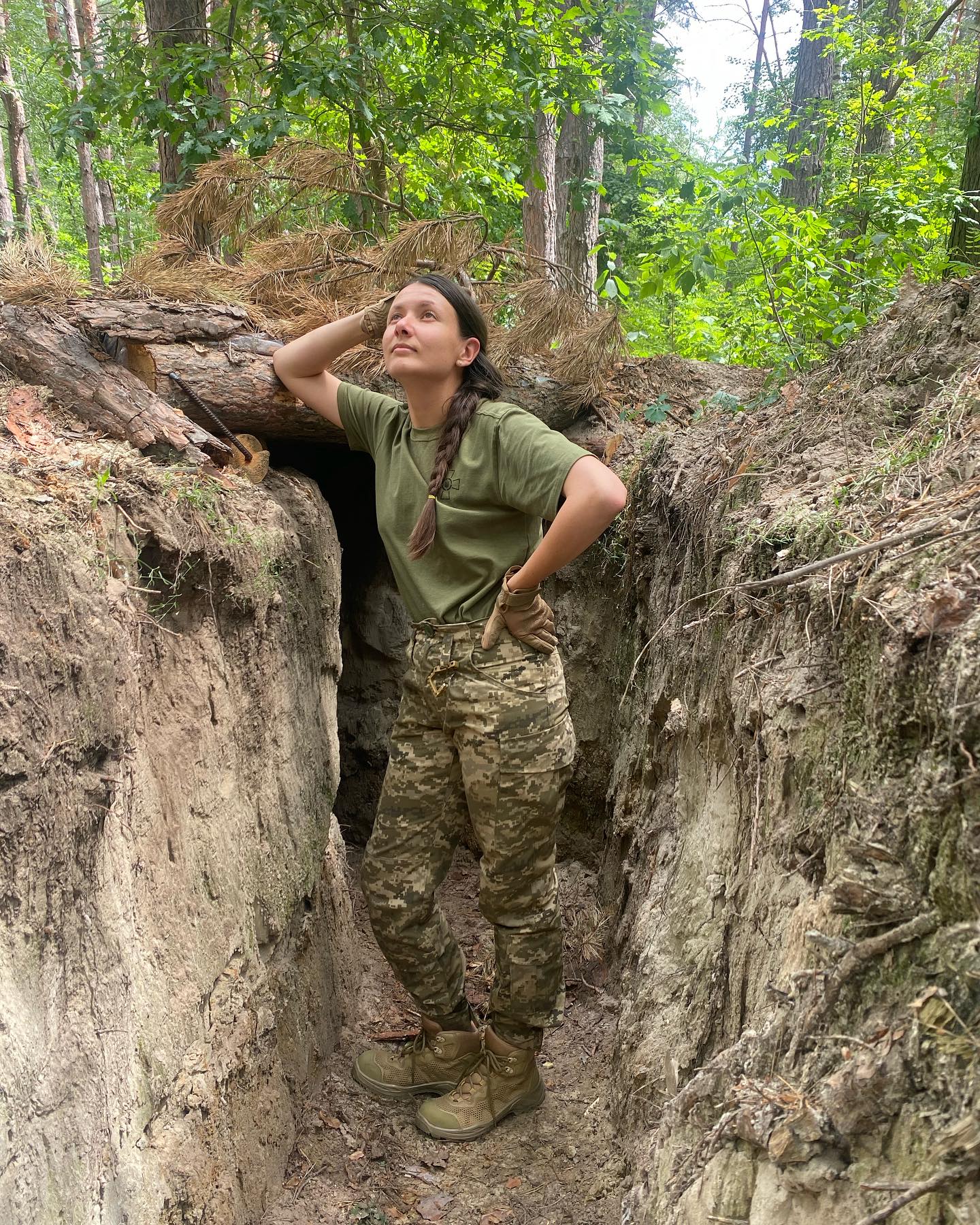 Известная украинская актриса присоединилась в ряды ВСУ