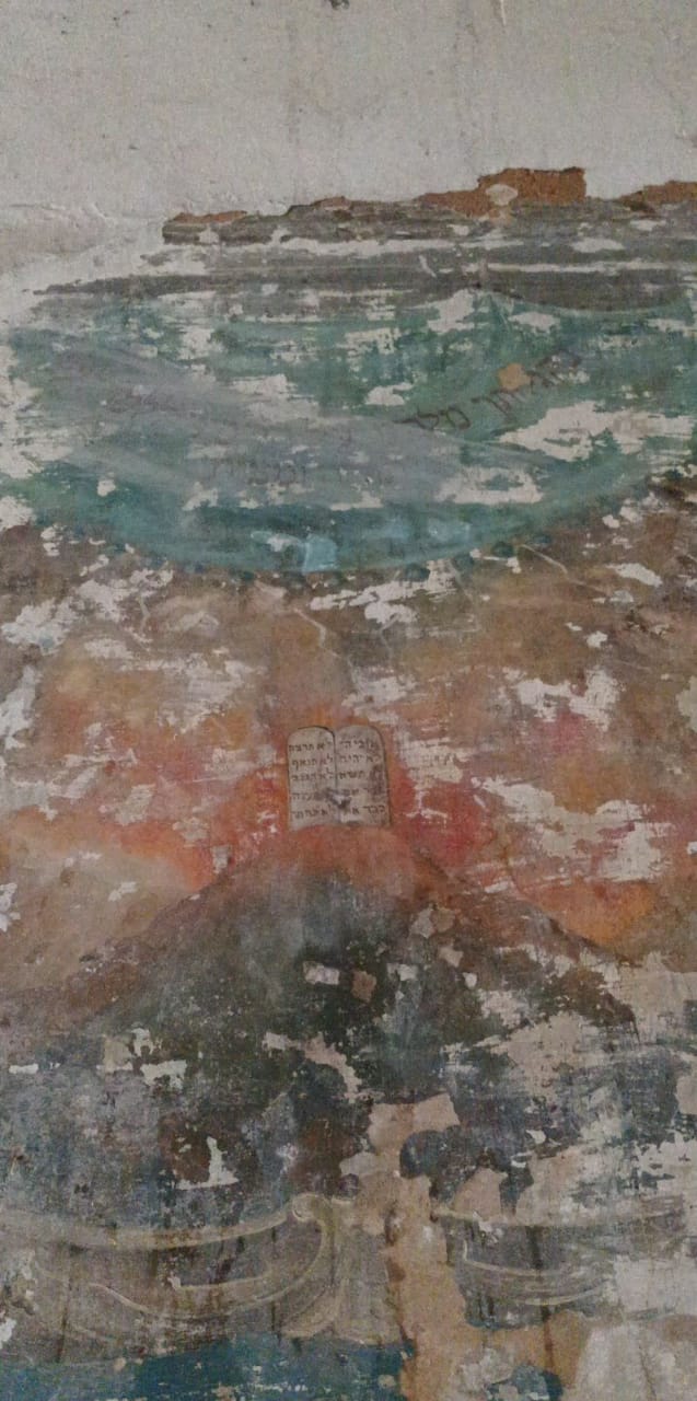 На Вінниччині знайшли унікальні єврейські фрески зі скрижалями, які хотіли знищити при СРСР