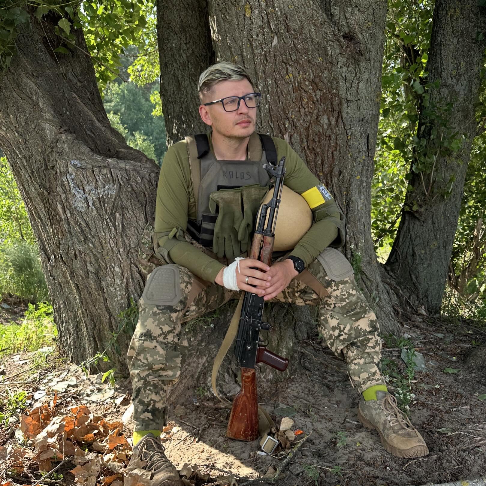 "Нас вбивають за нашу ідентичність": відомий музикант пройшовся по російськомовним українцям