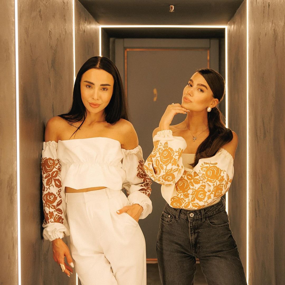 Учасниця "Голосу країни" оголосила про заручини з коханим і показала каблучку (фото)