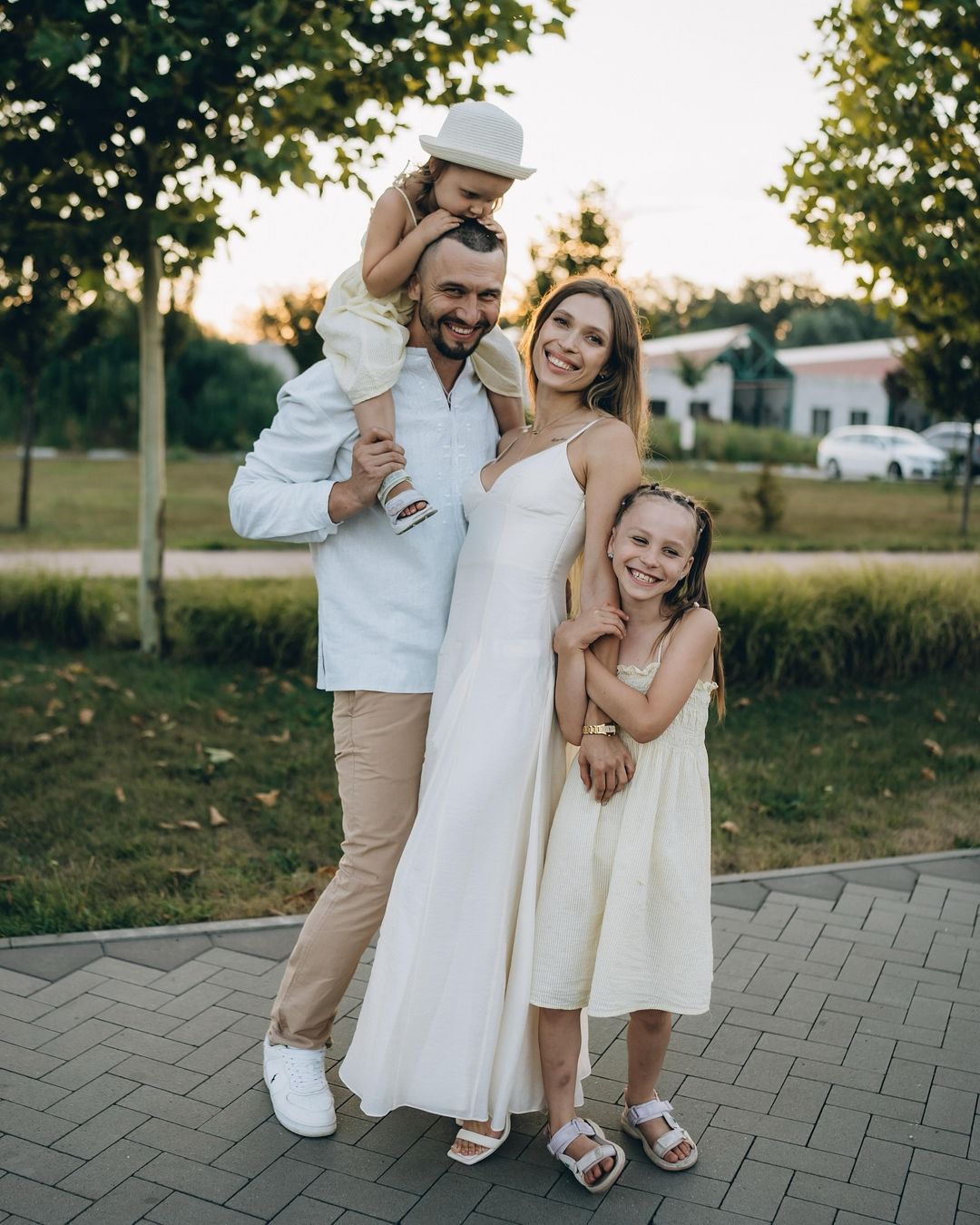 "Ранок українських дітей": відома акторка у день масштабної ворожої атаки показала емоційне відео