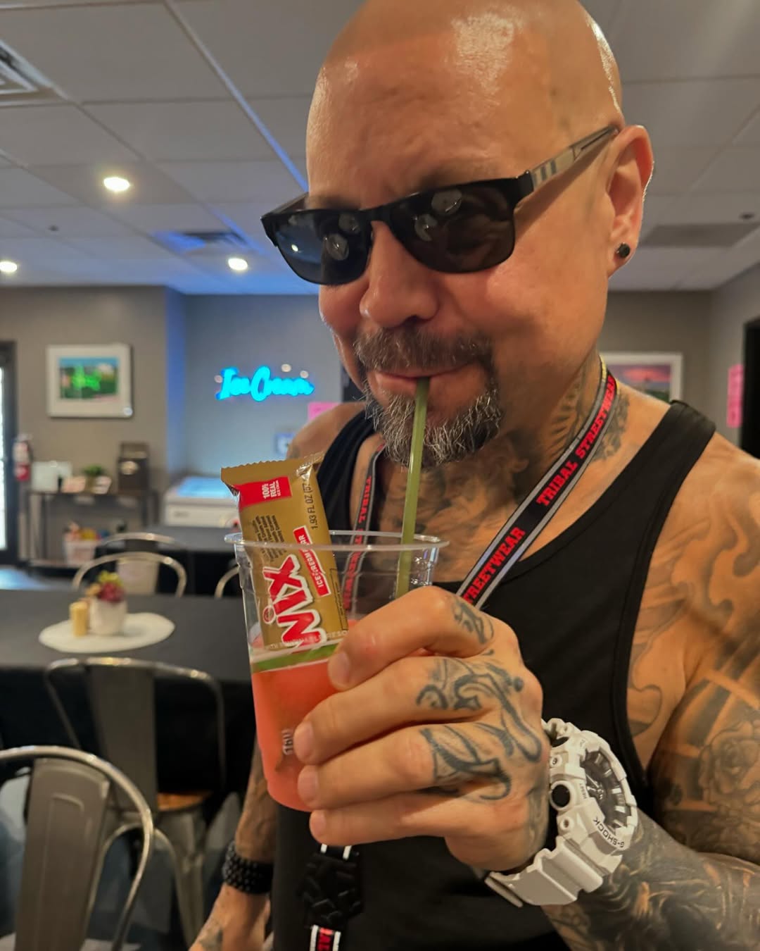 "Був пульсом кожної пісні". Помер бас-гітарист легендарного гурту Limp Bizkit