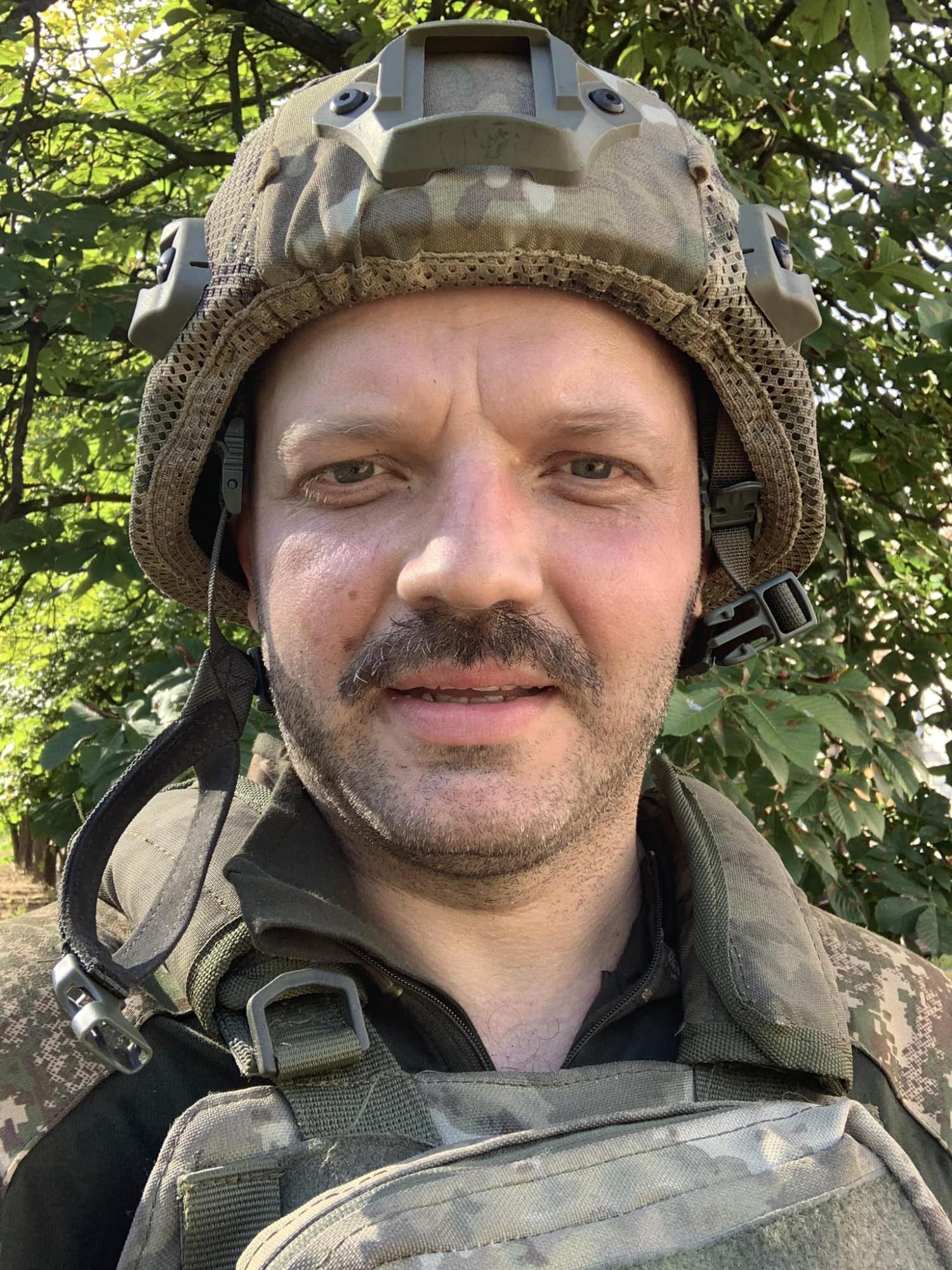 Екс-соліст гурту "Авіатор" вступив до лав ЗСУ