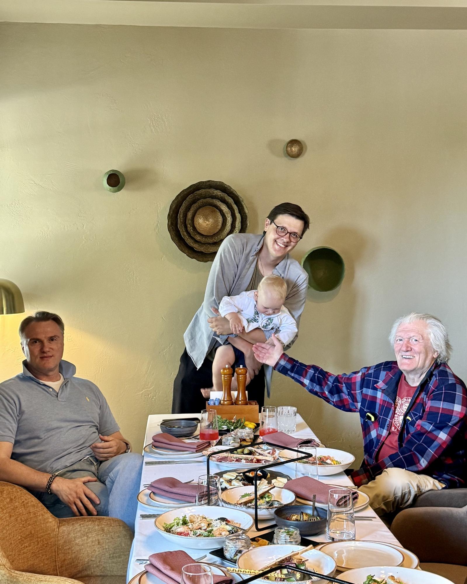 Як сьогодні виглядає Юрій Рибчинський - легендарний поет, чиї пісні виконують українські знаменитості