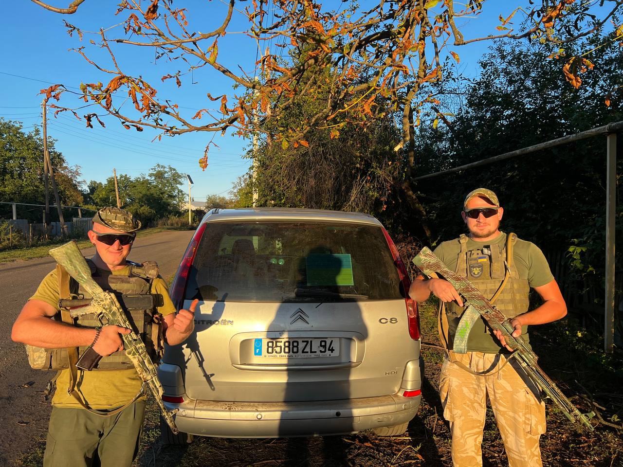 Митниця проти волонтерів: як ввіз авто для ЗСУ закінчився судовою тяганиною та штрафами