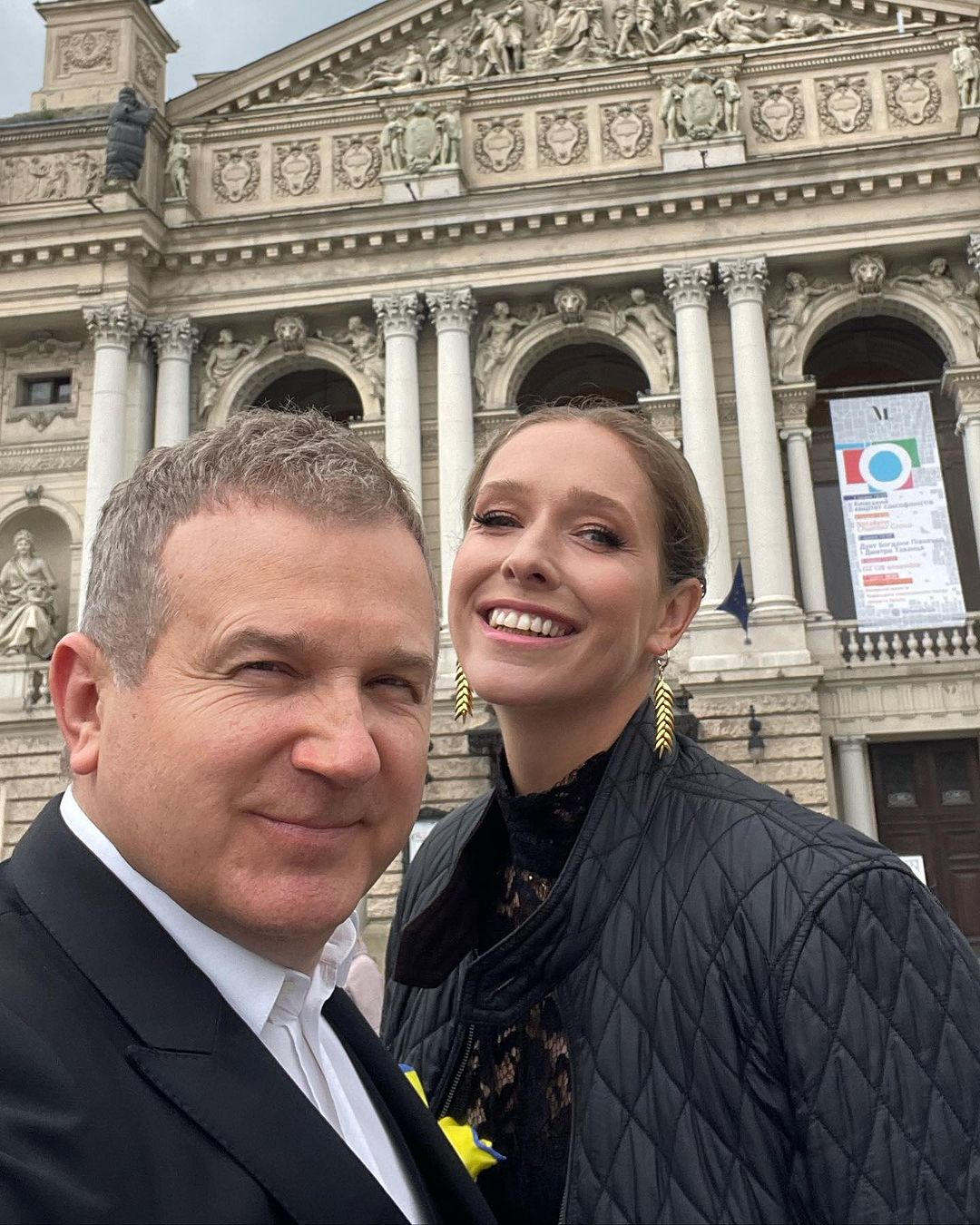 Осадча зворушливо звернулася до чоловіка у день його народження: "Щороку подвійне свято"