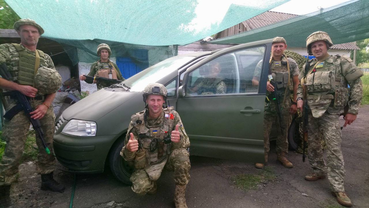 Митниця проти волонтерів: як ввіз авто для ЗСУ закінчився судовою тяганиною та штрафами