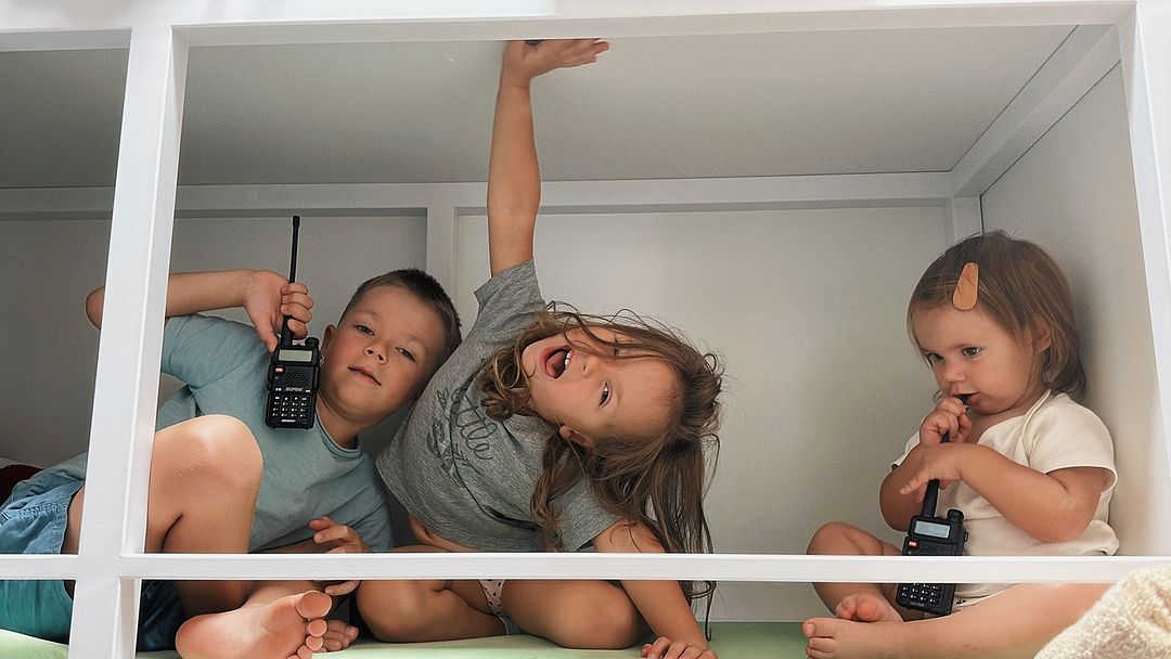 "Ніщо так не болить, як людські втрати": зірки відреагували на масовану ракетну атаку РФ по Україні