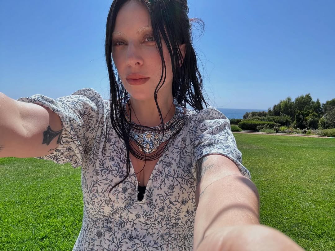 Не "світять" гаманцем: 8 зірок, які ведуть скромний спосіб життя