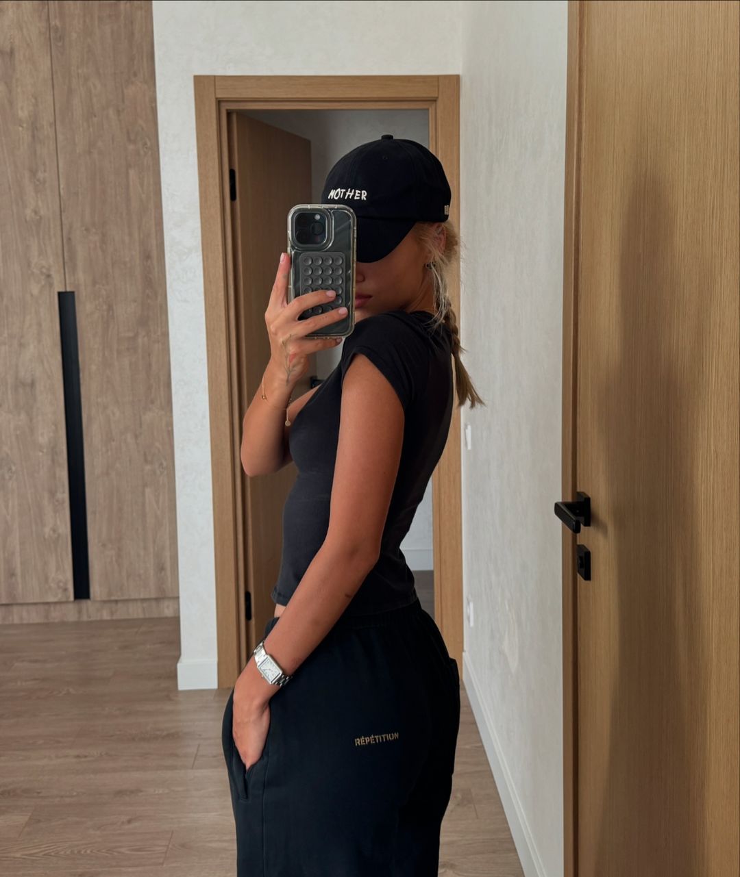 Квіткова розповіла, в який момент почала сильно худнути: "Сама на себе давила"