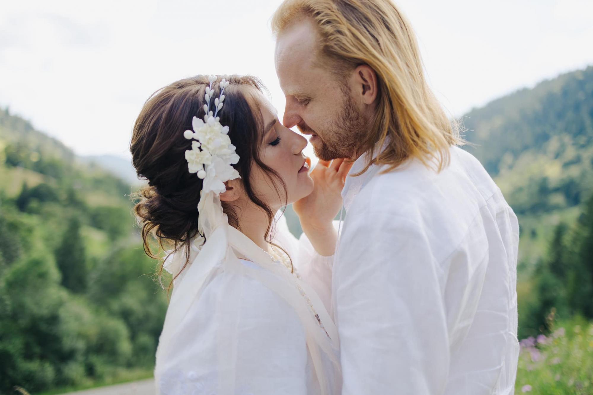 Звезда сериала "Спіймати Кайдаша" вышла замуж и показала фото со свадьбы