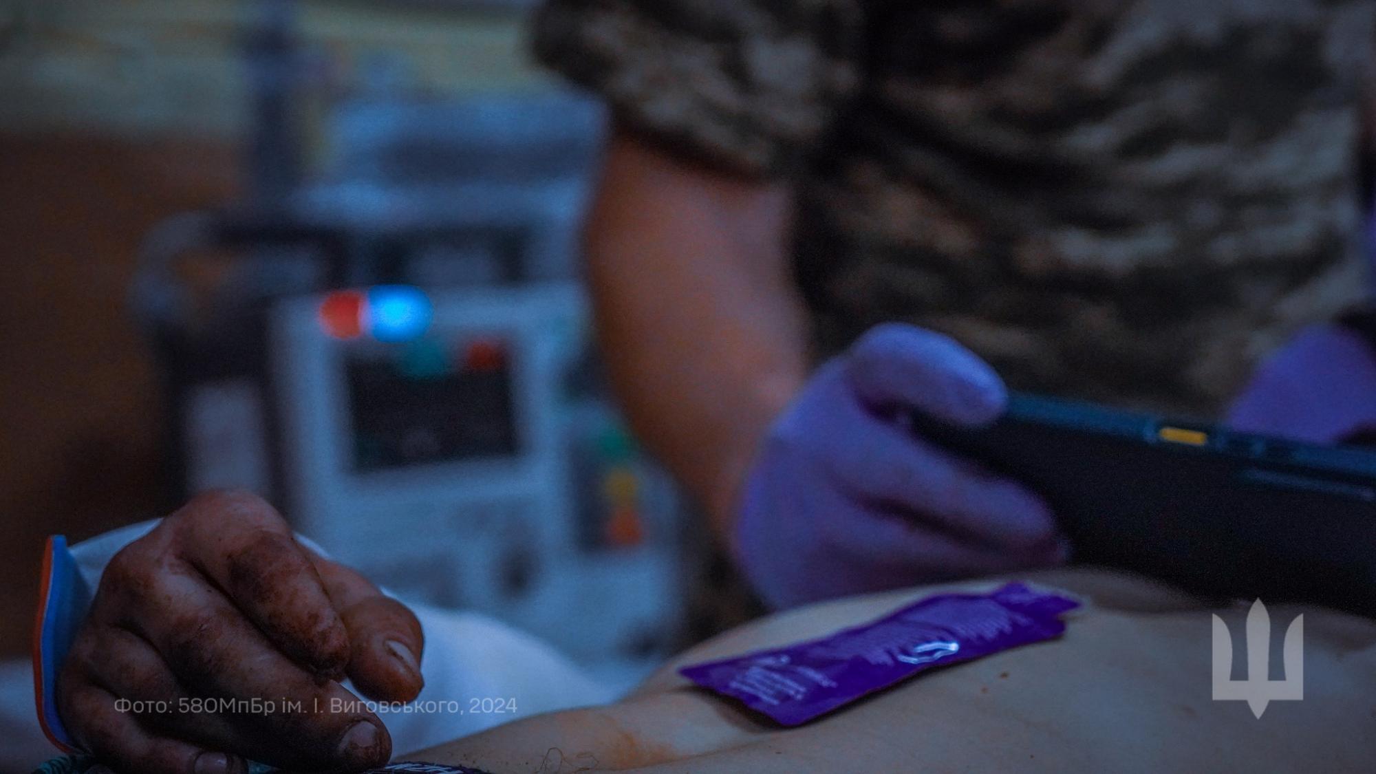 "Звичайний день на стабілізаційному пункті". 58 бригада показала, як рятують бійців на передовій