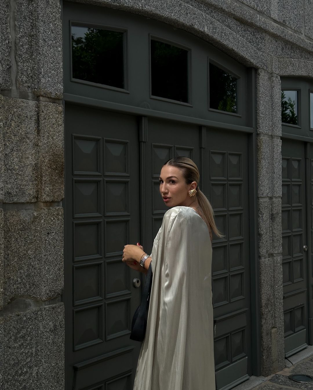 Беременная блогерша Пренткович поделилась смелыми фото: "Горячая мама"