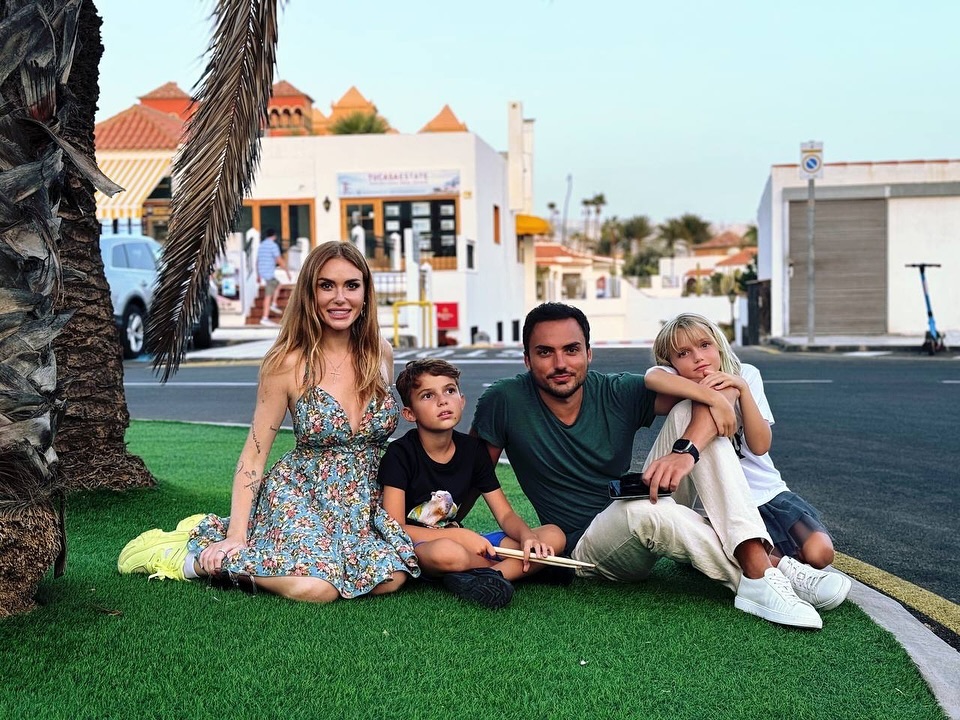 Слава Каминская сказала, планирует ли возвращаться в Украину