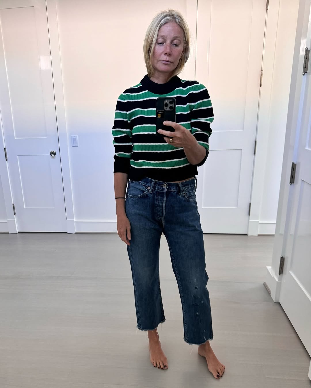 Естественность - в тренде: 5 звезд, которые отказались от макияжа в реальной жизни