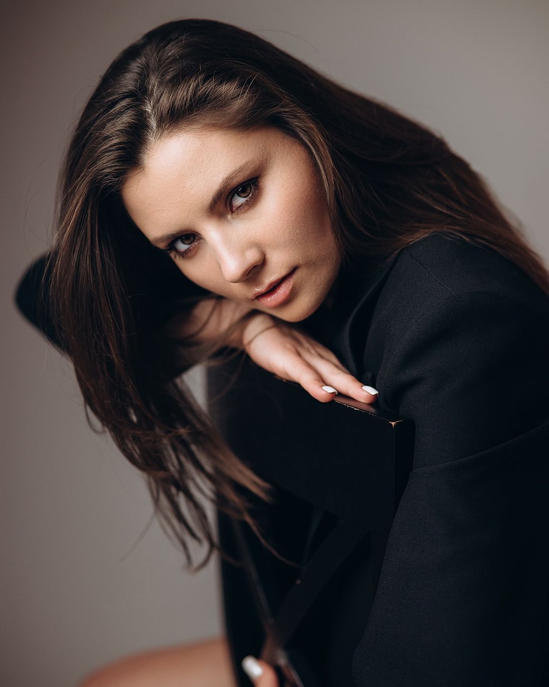 Зірка серіалу "Спіймати Кайдаша" вразила ефектною фотосесією: як виглядає акторка