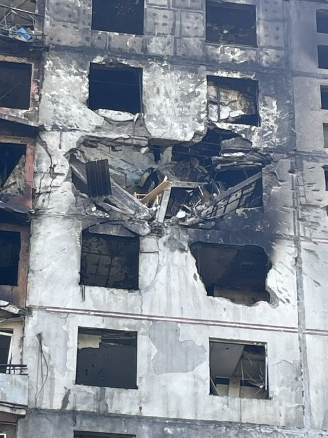 Популярний музикант залишився без квартири у Харкові внаслідок російської атаки: що відомо