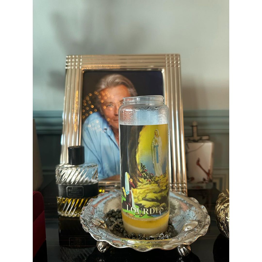 "Буду сумувати за тобою все життя": донька Делона висловилася про життя без батька (фото)