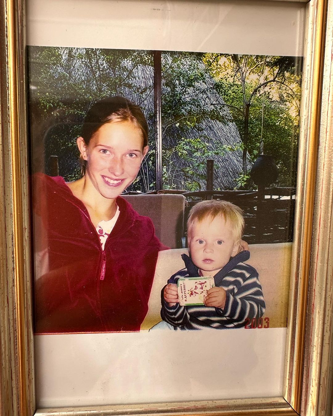 Осадча показалася з дорослим сином, який навчається за кордоном (фото)